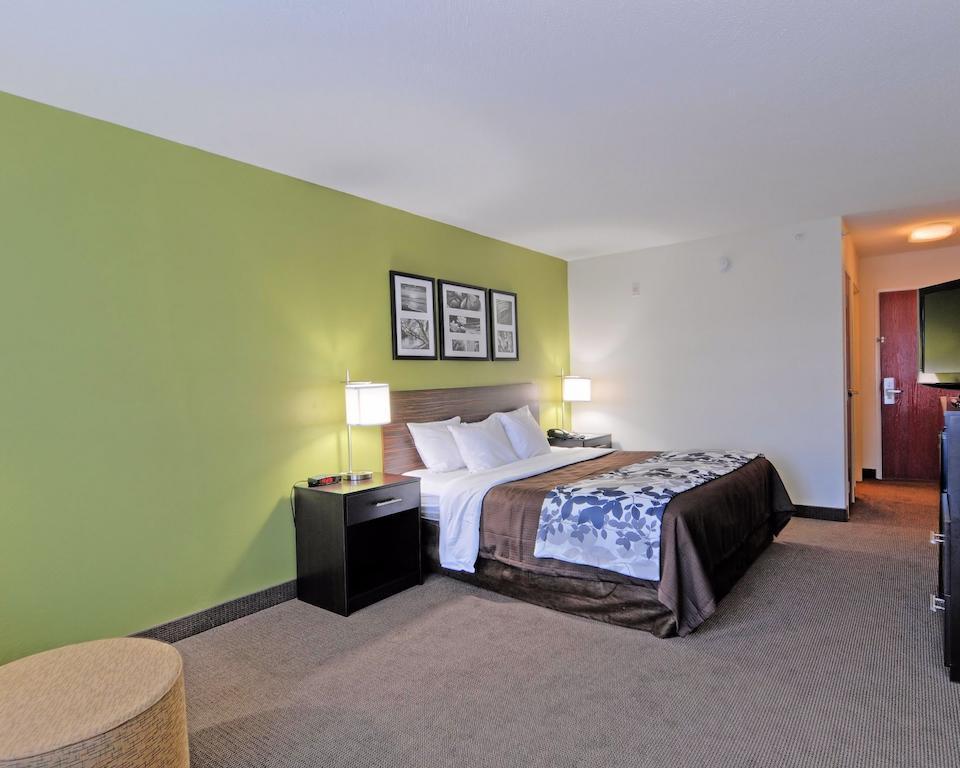Sleep Inn & Suites Virginia Horse Center Lexington Exterior photo
